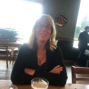 Meet your Posher, Sharon